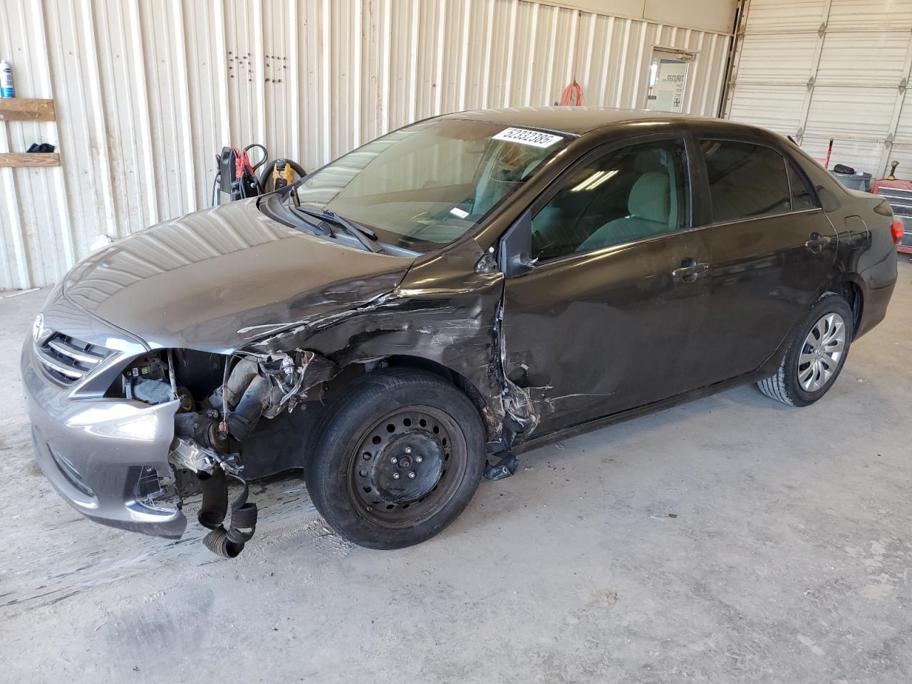 TOYOTA COROLLA BASE