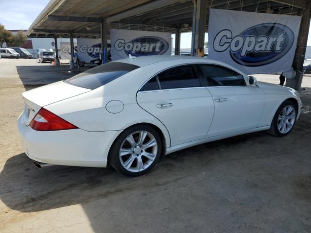 MERCEDES-BENZ CLS 550 2008 white  gas WDDDJ72X18A132956 photo #4