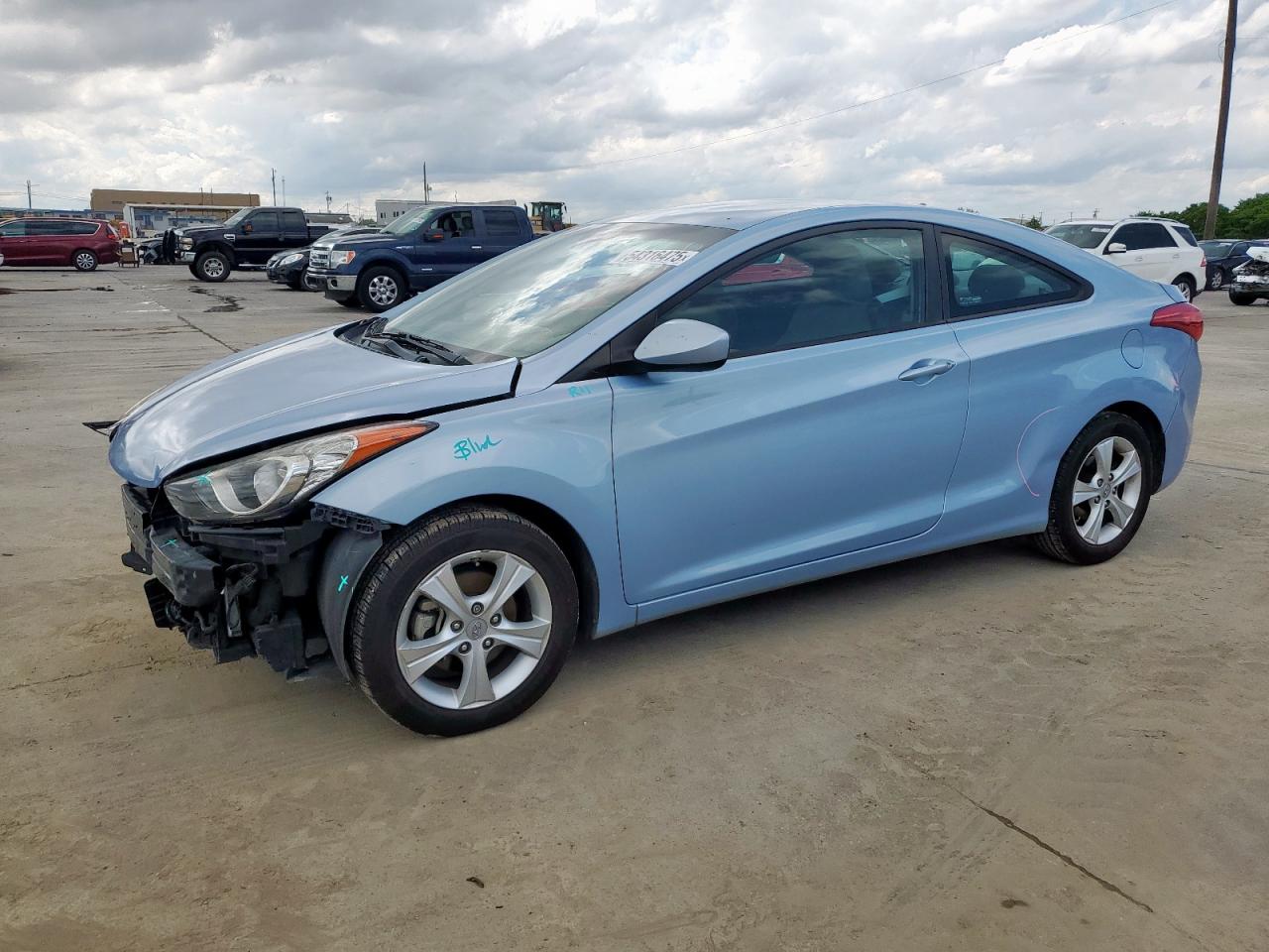 HYUNDAI ELANTRA GS