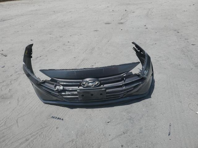 2019 HYUNDAI ELANTRA SE - 5NPD84LF6KH421972