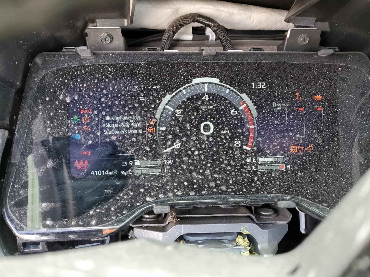 TOYOTA TUNDRA CREWMAX PLATINUM