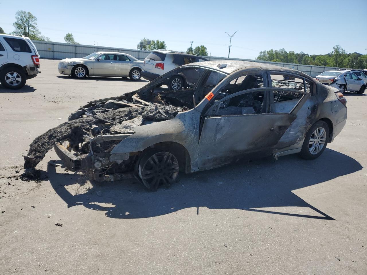 NISSAN ALTIMA BASE