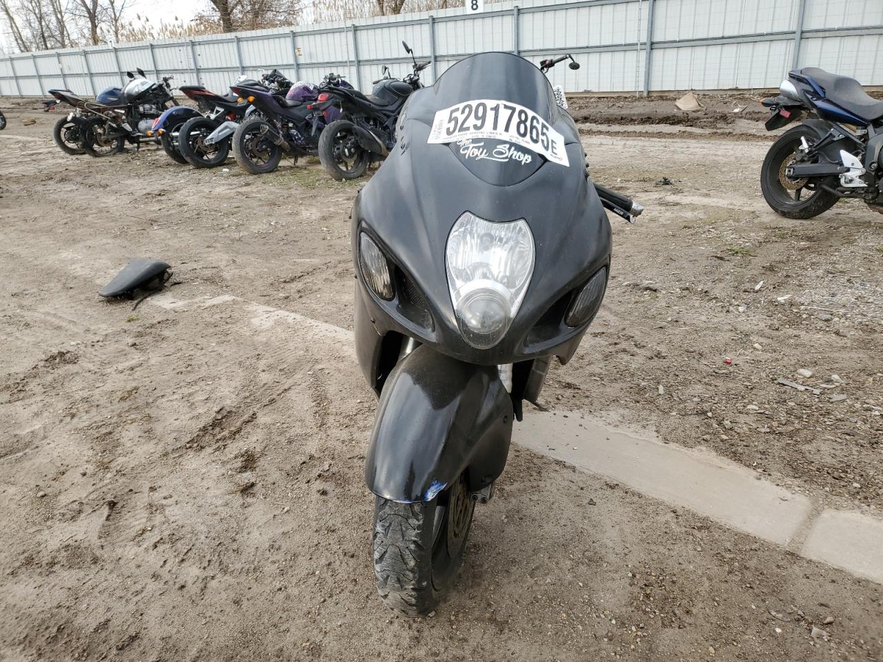 Lot #3296897891 2002 SUZUKI GSX1300 R