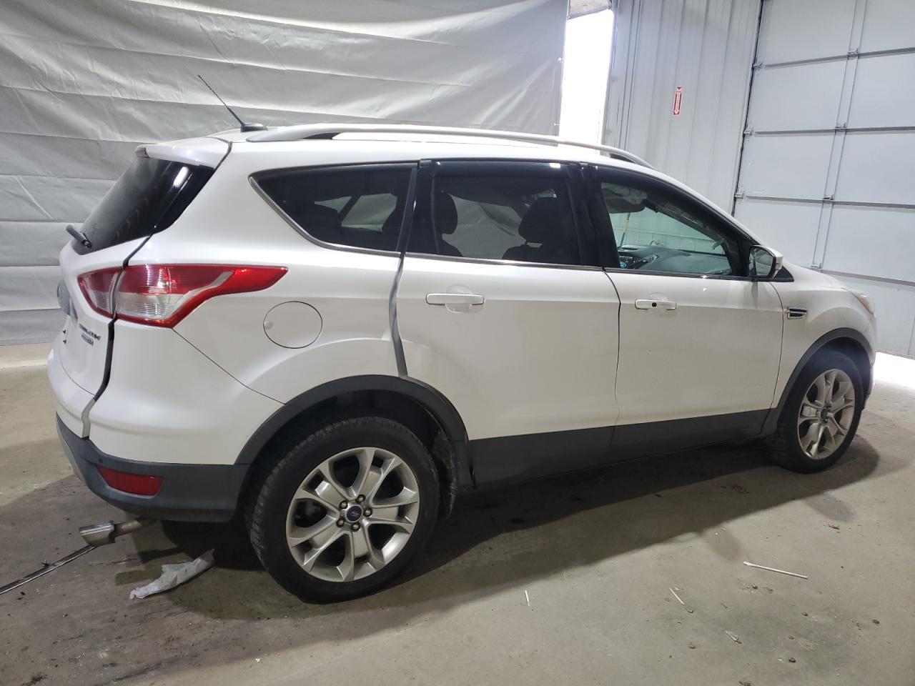 FORD ESCAPE TITANIUM