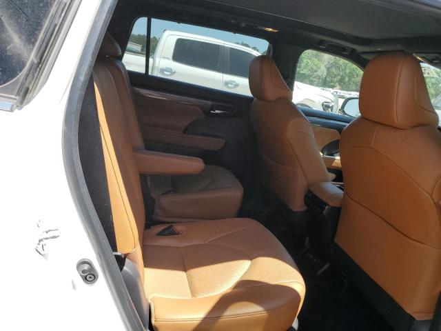 2022 TOYOTA HIGHLANDER - 5TDFZRAH2NS102168