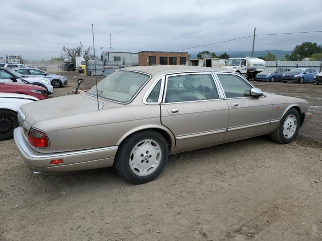 JAGUAR VANDENPLAS 1997 cream  gas SAJKX6245VC800386 photo #4