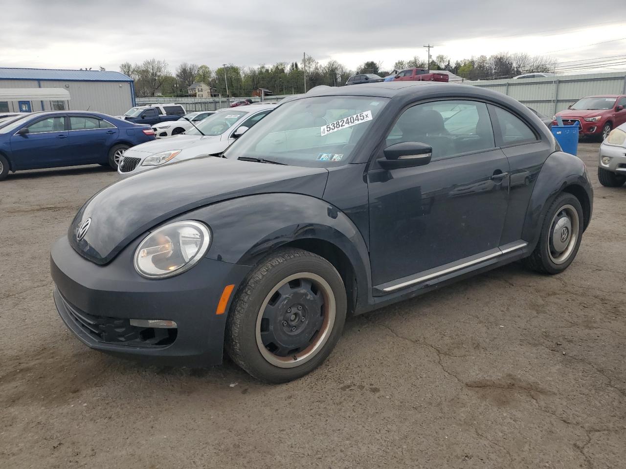 VOLKSWAGEN BEETLE