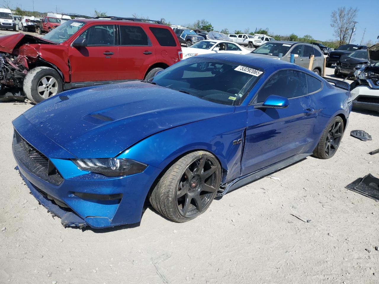 FORD MUSTANG GT