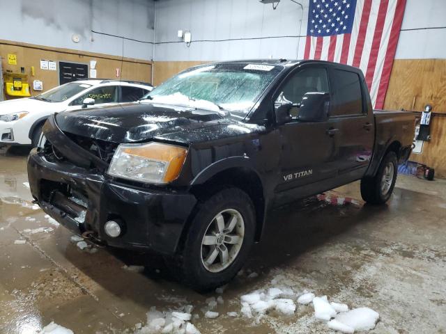 NISSAN TITAN S