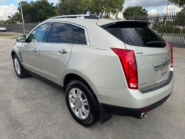 CADILLAC SRX LUXURY 2013 tan  gas 3GYFNCE32DS647198 photo #3