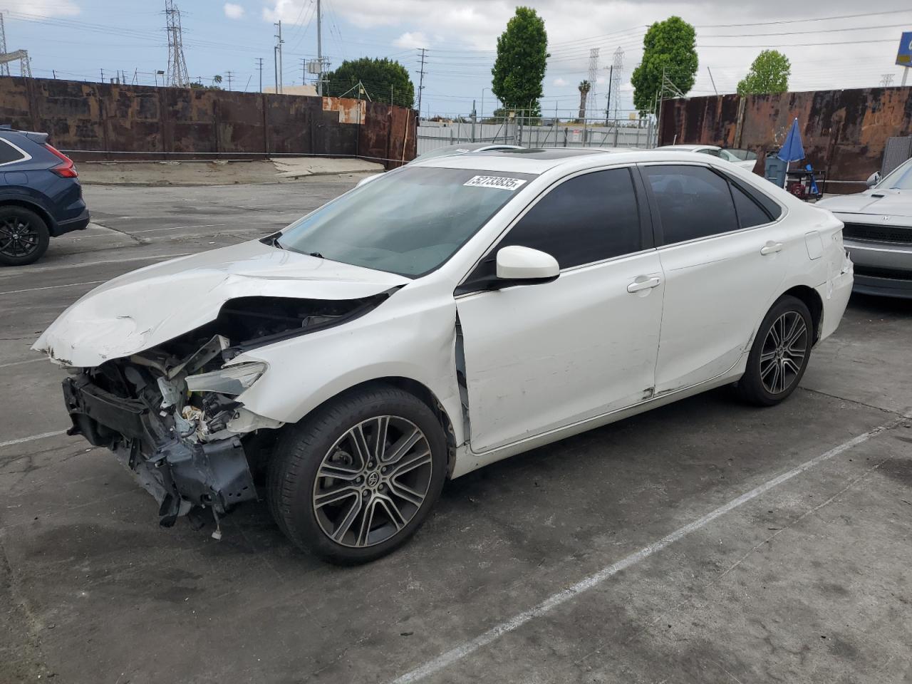 TOYOTA CAMRY LE