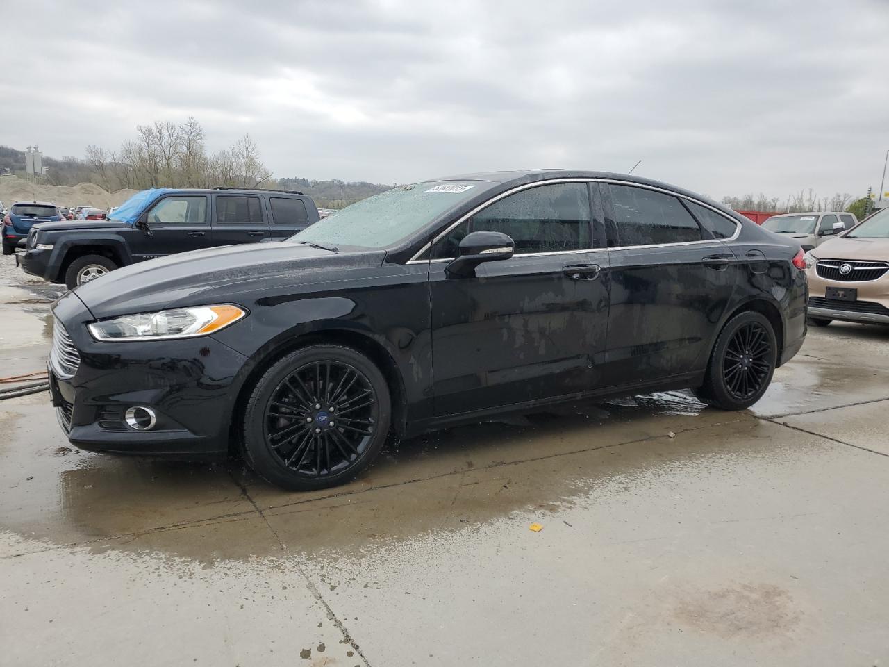 FORD FUSION SE