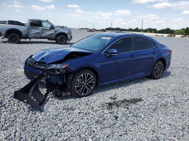 TOYOTA CAMRY XSE