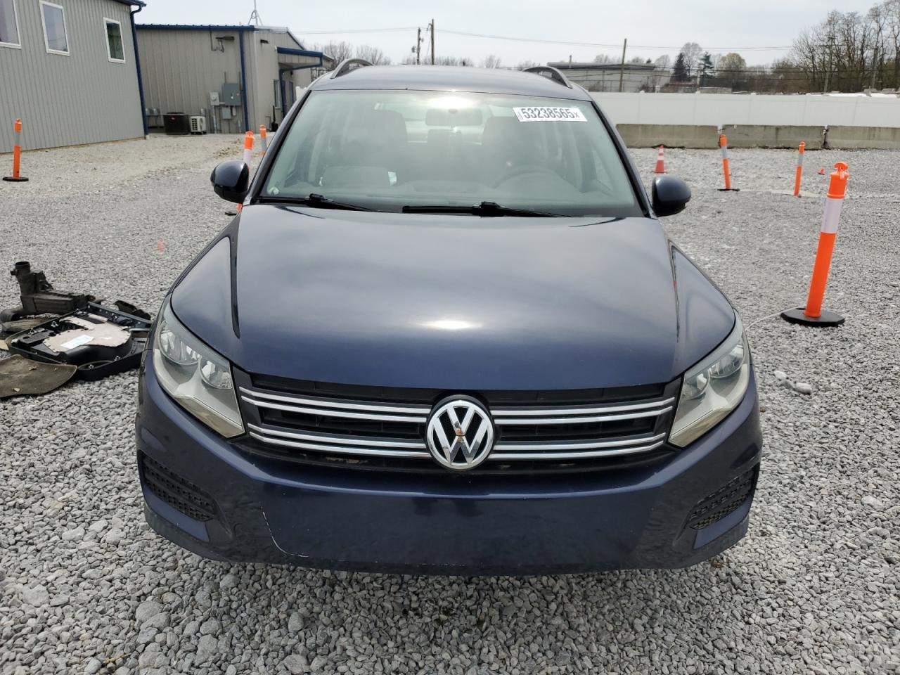 Lot #3151503649 2015 VOLKSWAGEN TIGUAN S