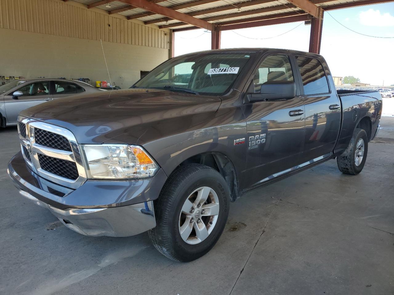RAM 1500 SLT