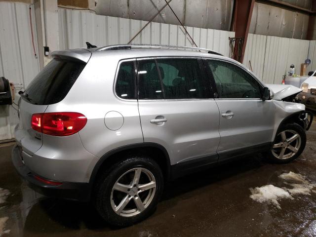 2017 VOLKSWAGEN TIGUAN WOL WVGSV7AXXHK011677