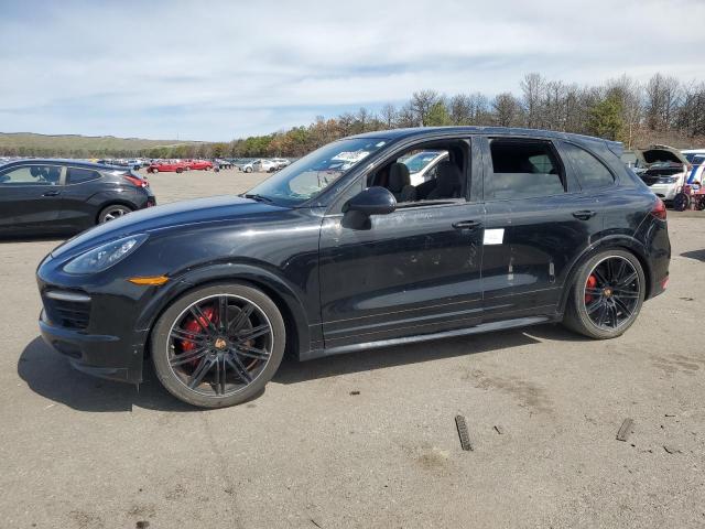 PORSCHE CAYENNE GTS