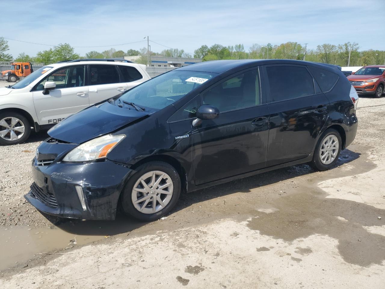 TOYOTA PRIUS V