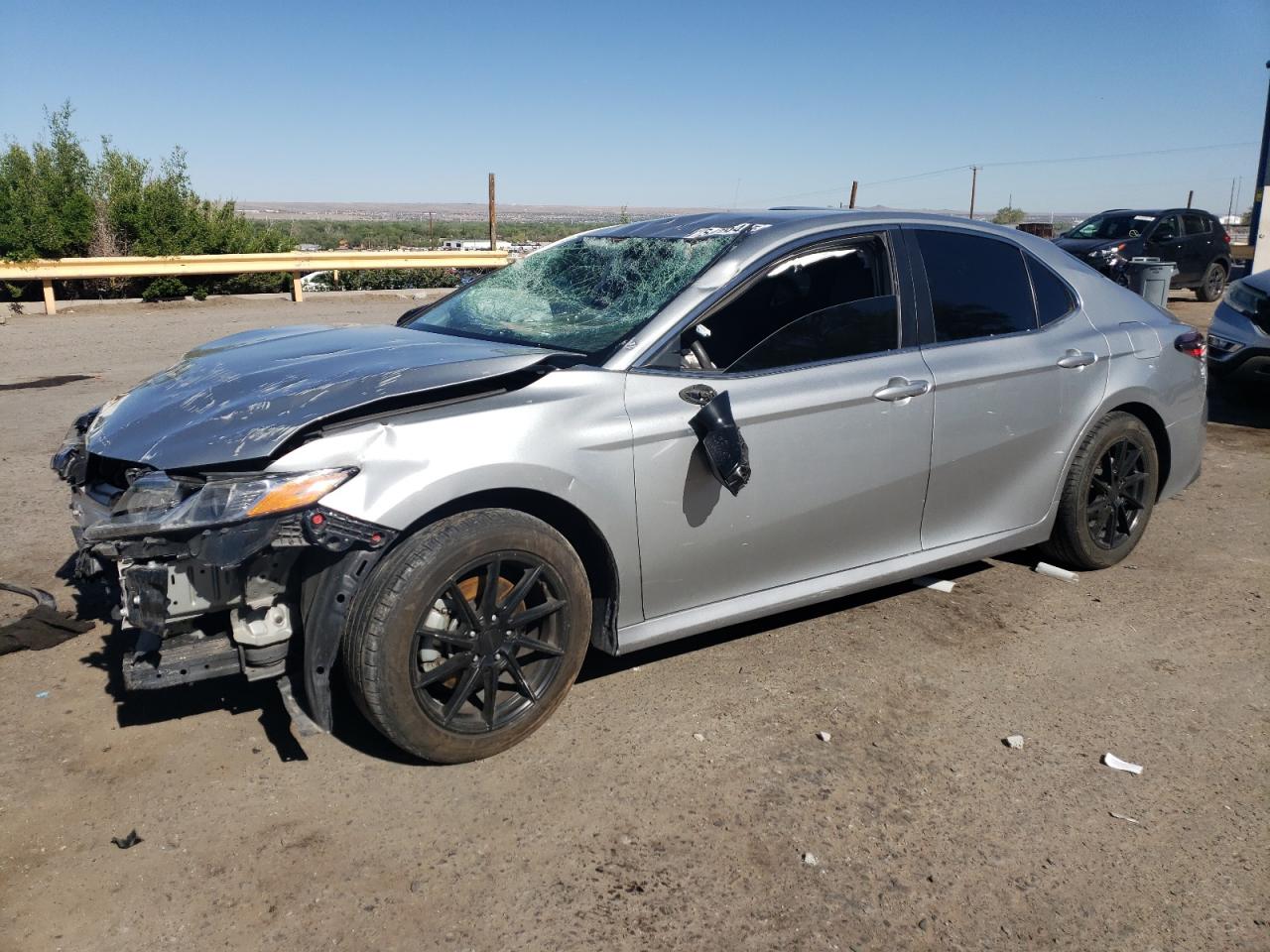 TOYOTA CAMRY LE