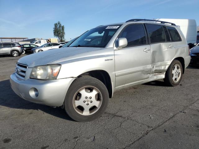 TOYOTA HIGHLANDER