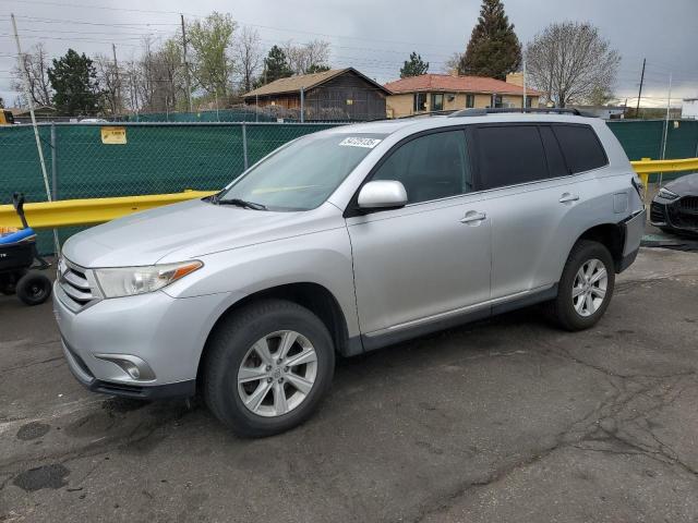 TOYOTA HIGHLANDER