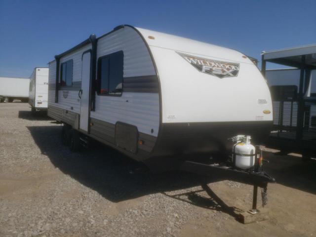 WILDCAT TRAVEL TRA 2024 white   5ZT2WDSB4RG204431 photo #1