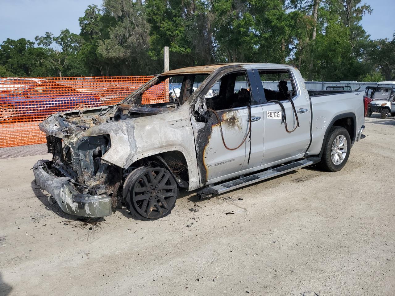 GMC SIERRA K1500 SLT