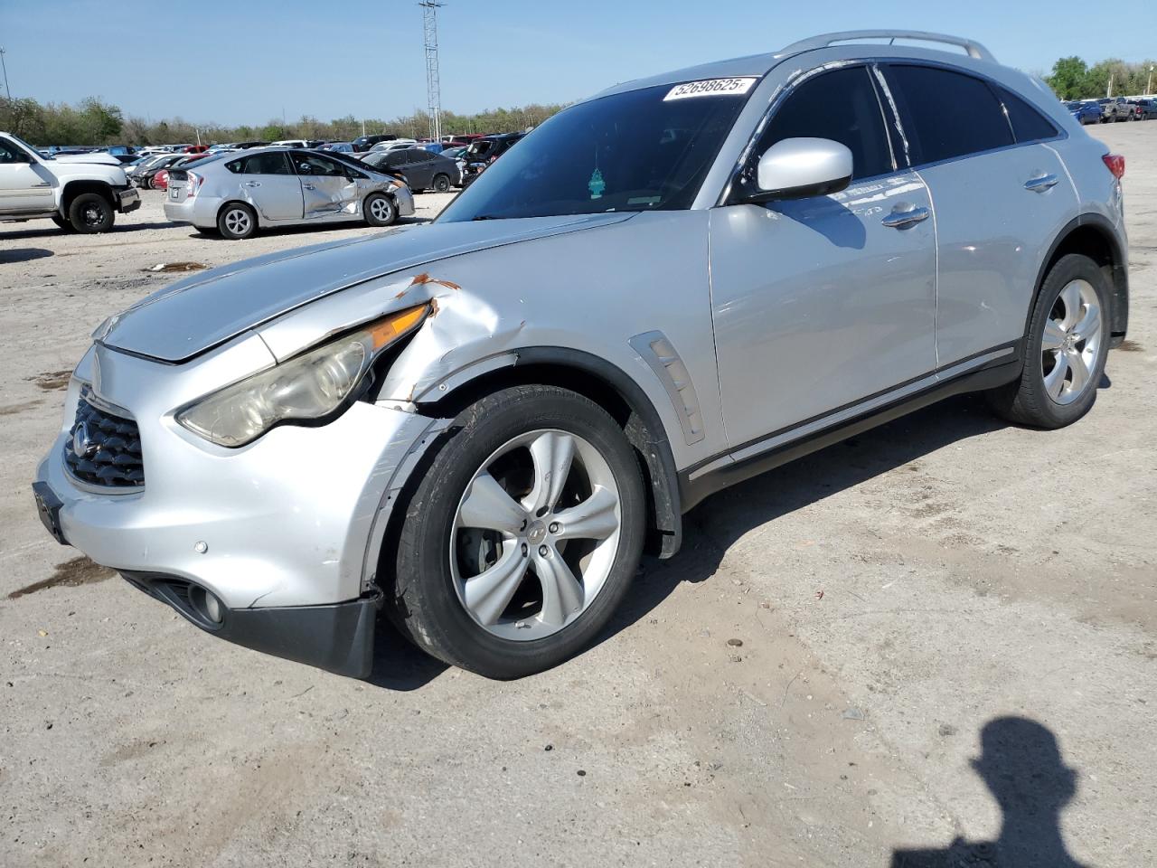 INFINITI FX35