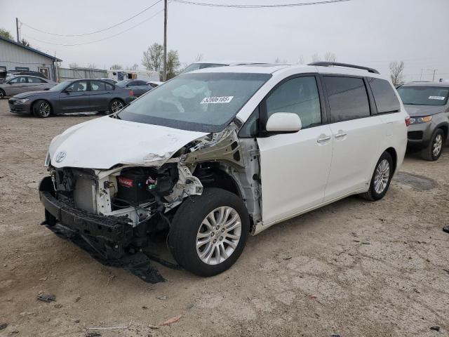 TOYOTA SIENNA XLE