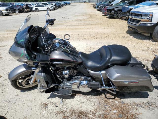 2017 HARLEY-DAVIDSON FLTRU 1HD1KGD16HB603351