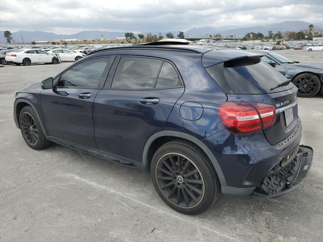 MERCEDES-BENZ GLA-CLASS 2018
