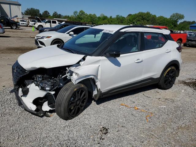 NISSAN KICKS SR