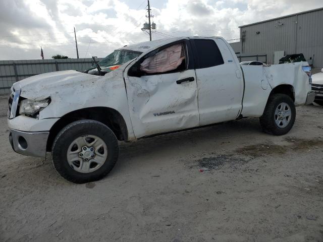 TOYOTA TUNDRA DOUBLE CAB SR5