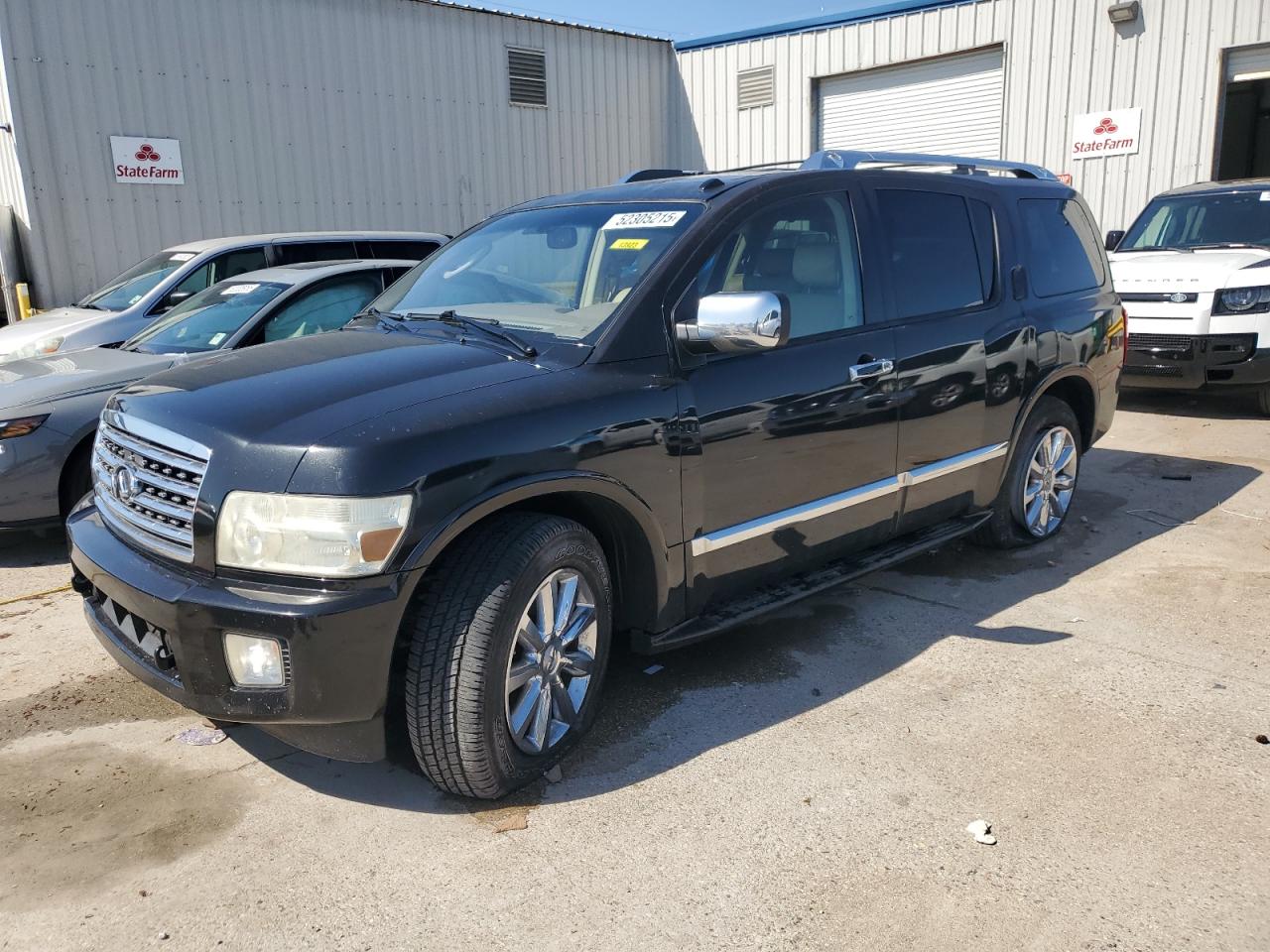 INFINITI QX56