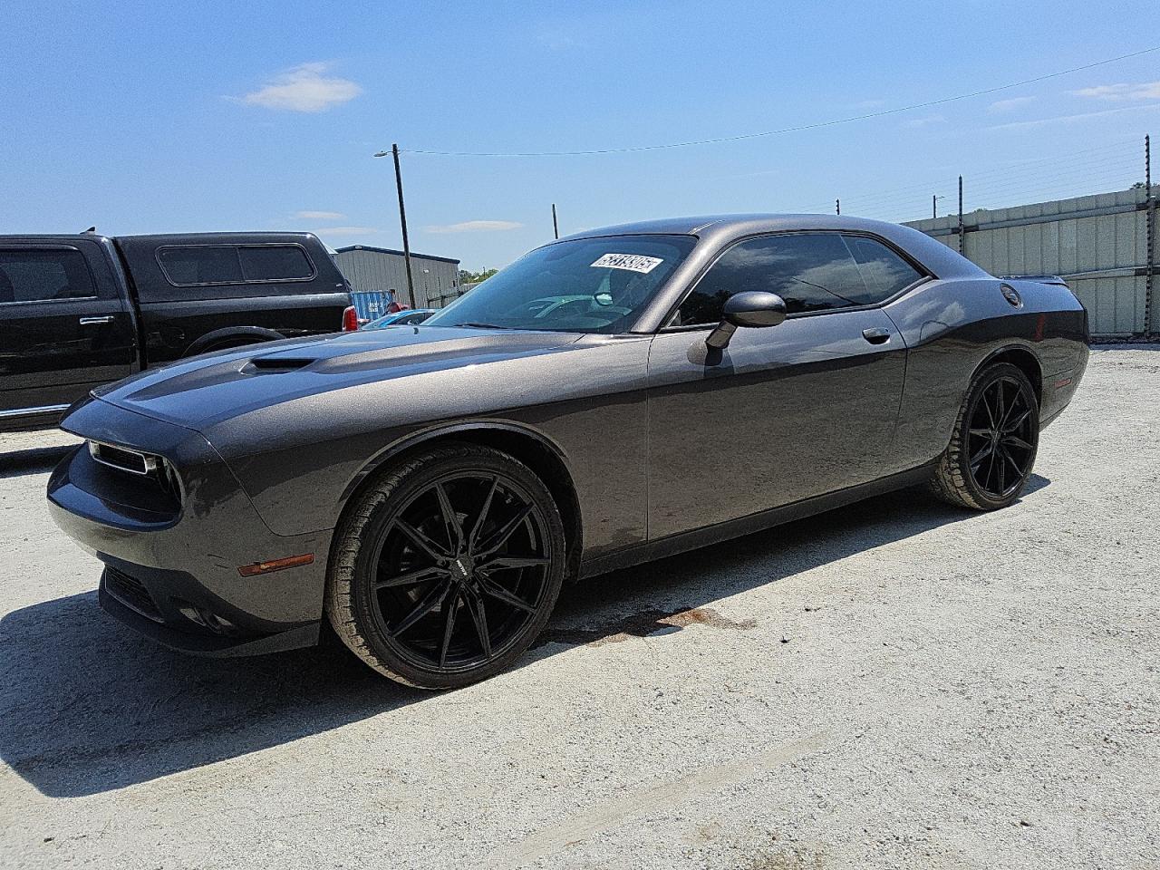 DODGE CHALLENGER SXT