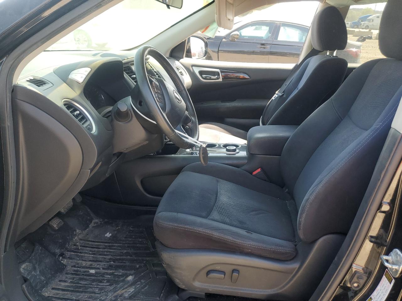 Nissan Pathfinder 2013