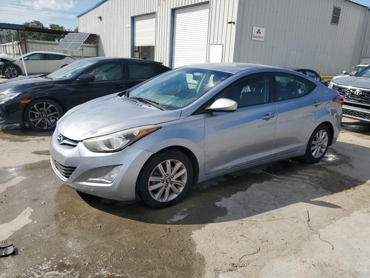 HYUNDAI ELANTRA SE