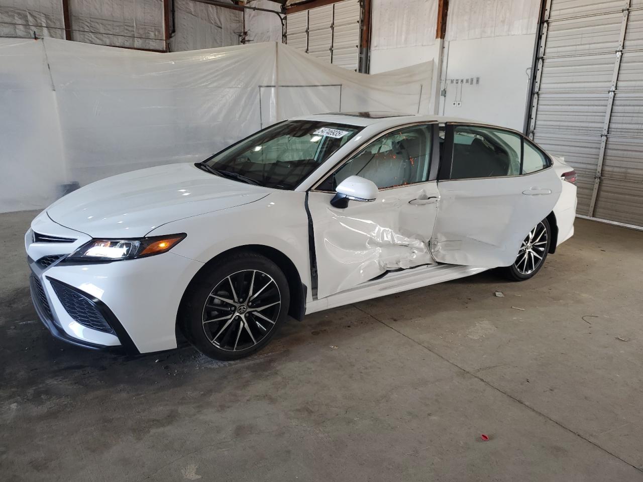 TOYOTA CAMRY NIGHT SHADE