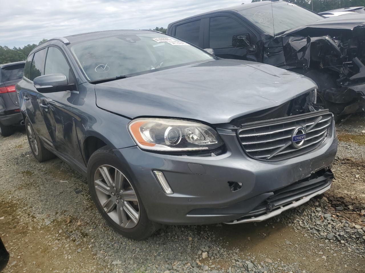 VOLVO XC60 T5 INSCRIPTION