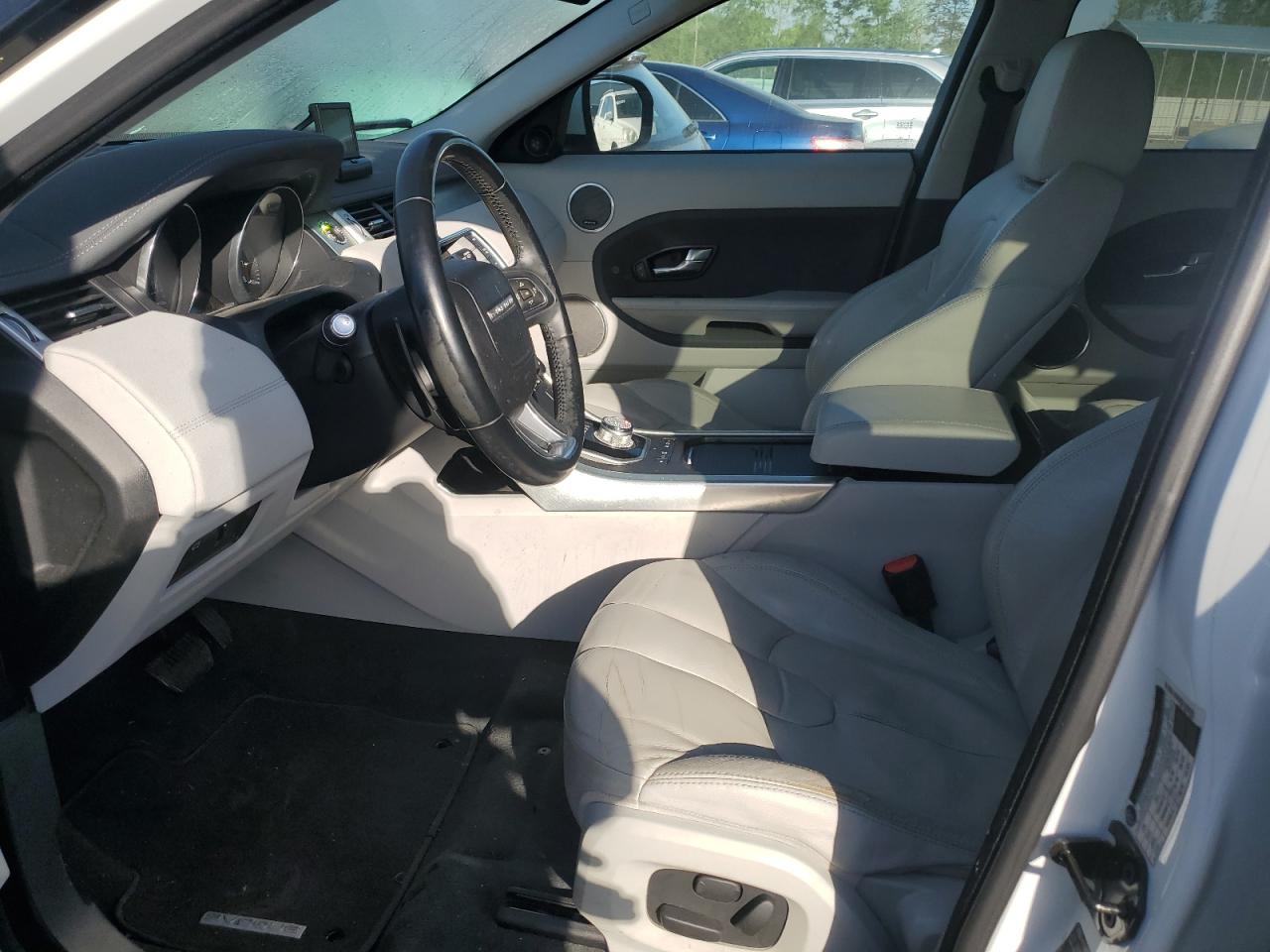 LAND ROVER RANGE ROVER PURE PLUS