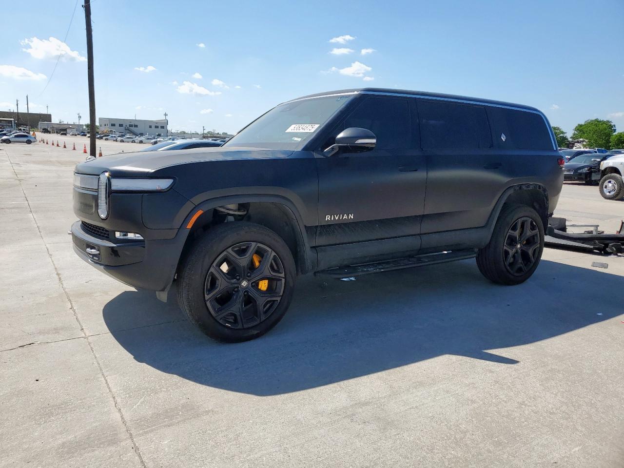 RIVIAN R1S ADVENTURE