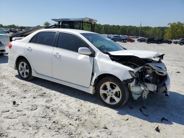 Vin: 2t1bu4ee3dc947991, lot: 52512825, toyota corolla base 20134