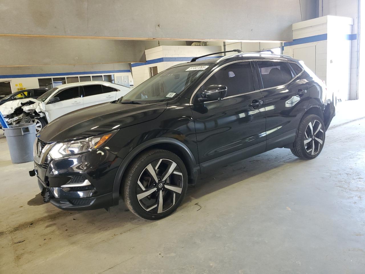 NISSAN ROGUE SPORT S