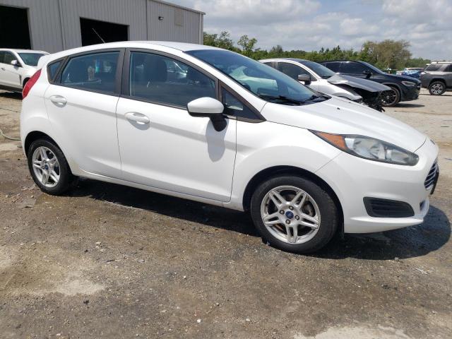 Vin: 3fadp4ej3jm122829, lot: 53940755, ford fiesta se 20184