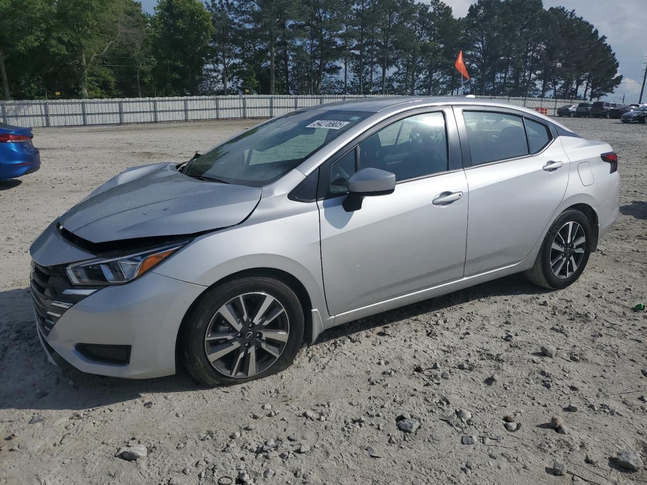 NISSAN VERSA SV