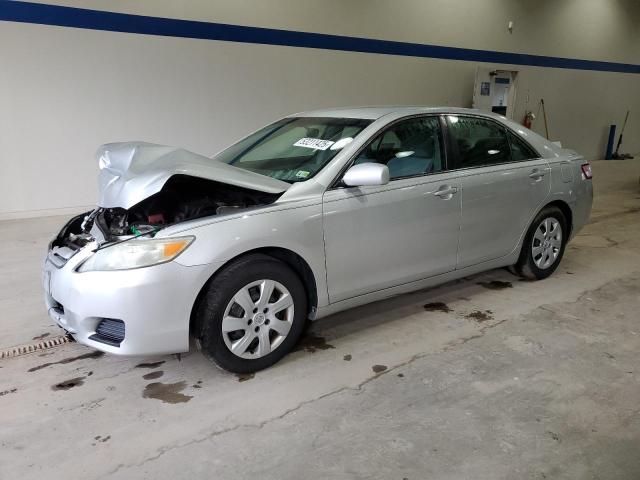 TOYOTA CAMRY BASE