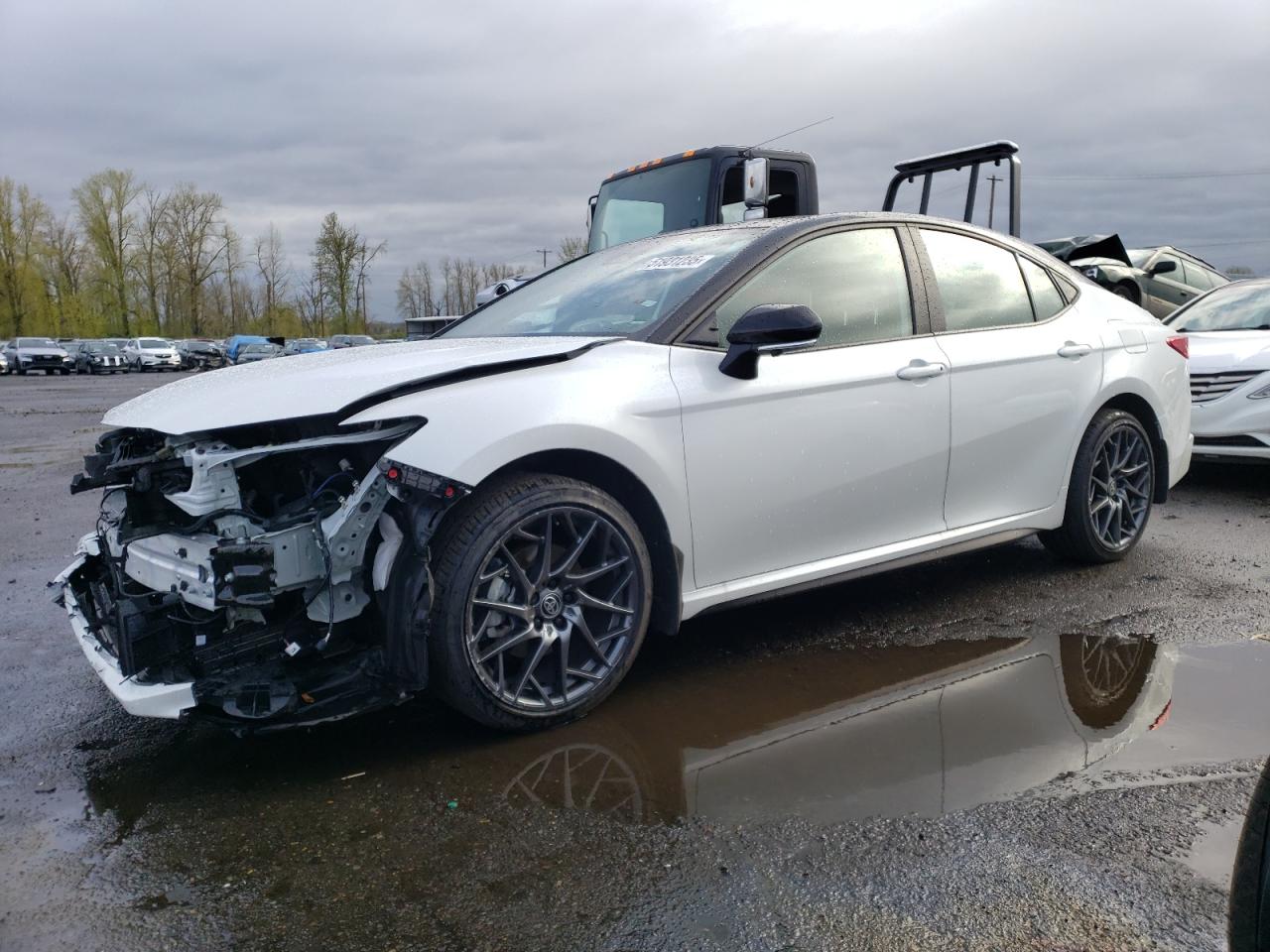 TOYOTA CAMRY XSE
