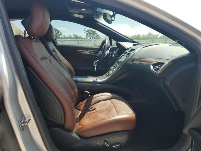 2017 LINCOLN MKZ RESERV 3LN6L5F91HR638639