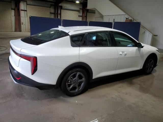 Vin: 3kpft4de3se007260, lot: 54581945, kia k4 lx lx 20253
