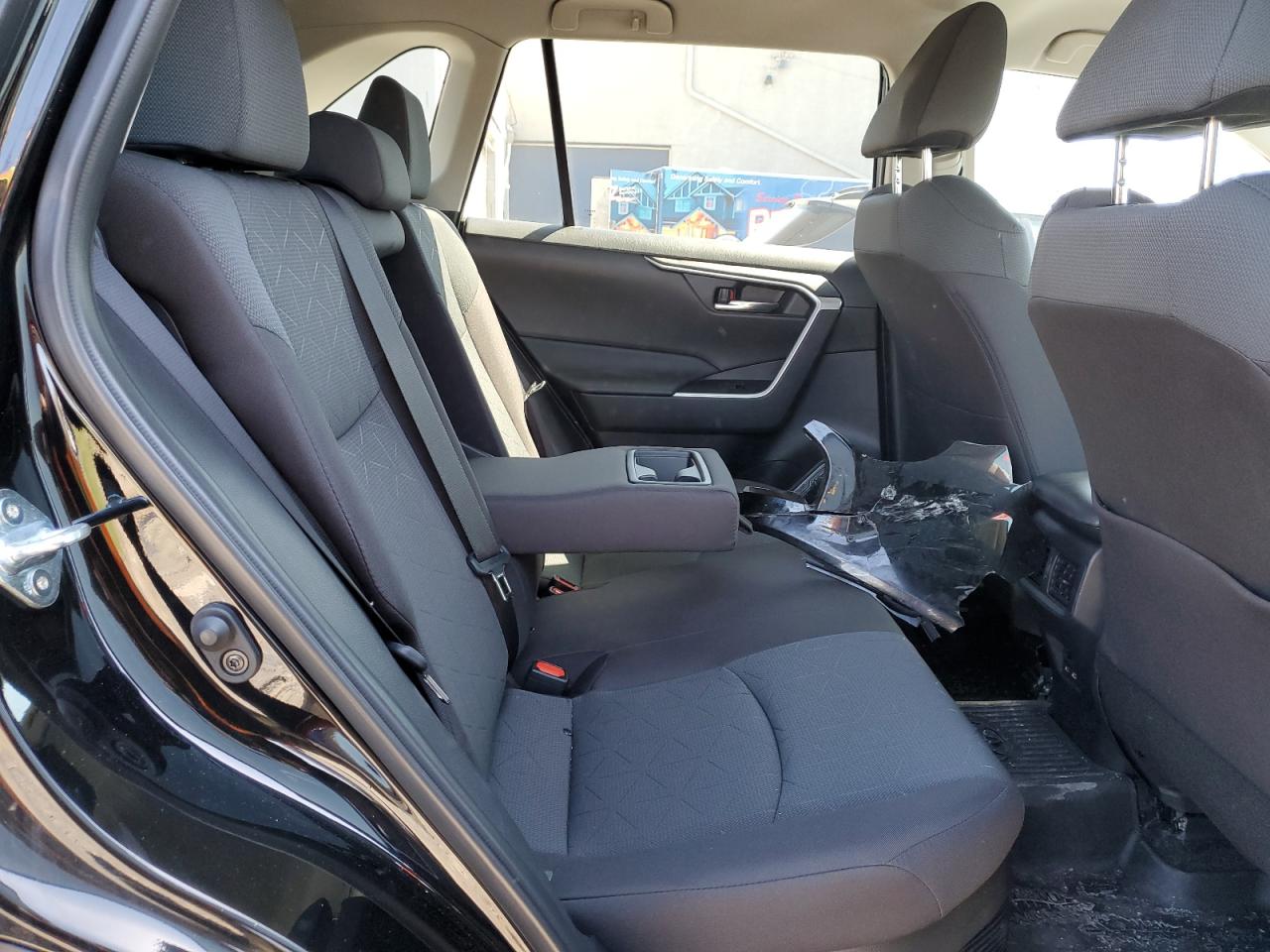 TOYOTA RAV4 WOODLAND EDITION